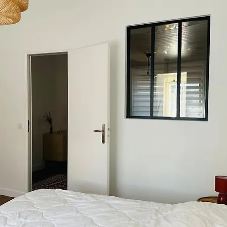 La Hourdeloise 100m De La à Apartamento