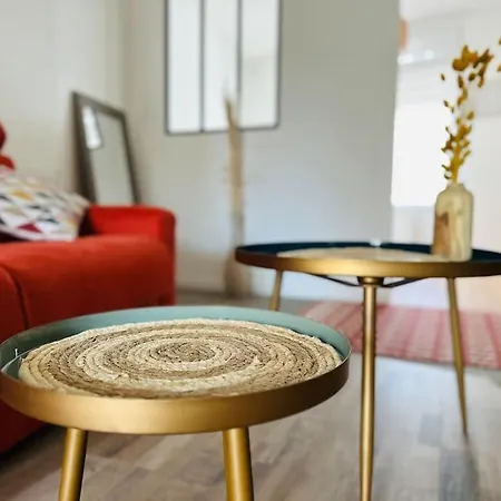 La Hourdeloise 100m De La A アパート *