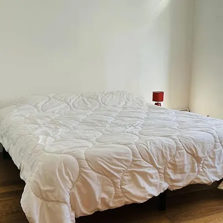 La Hourdeloise 100m De La A アパート カイユー・シュル・メール