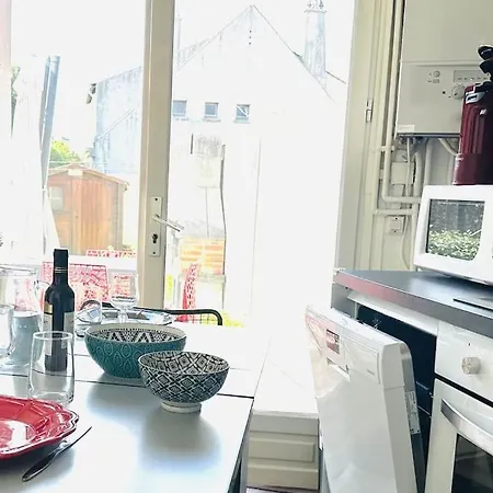 La Hourdeloise 100m De La A アパート