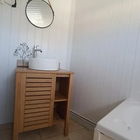 La Hourdeloise 100m De La A Apartment